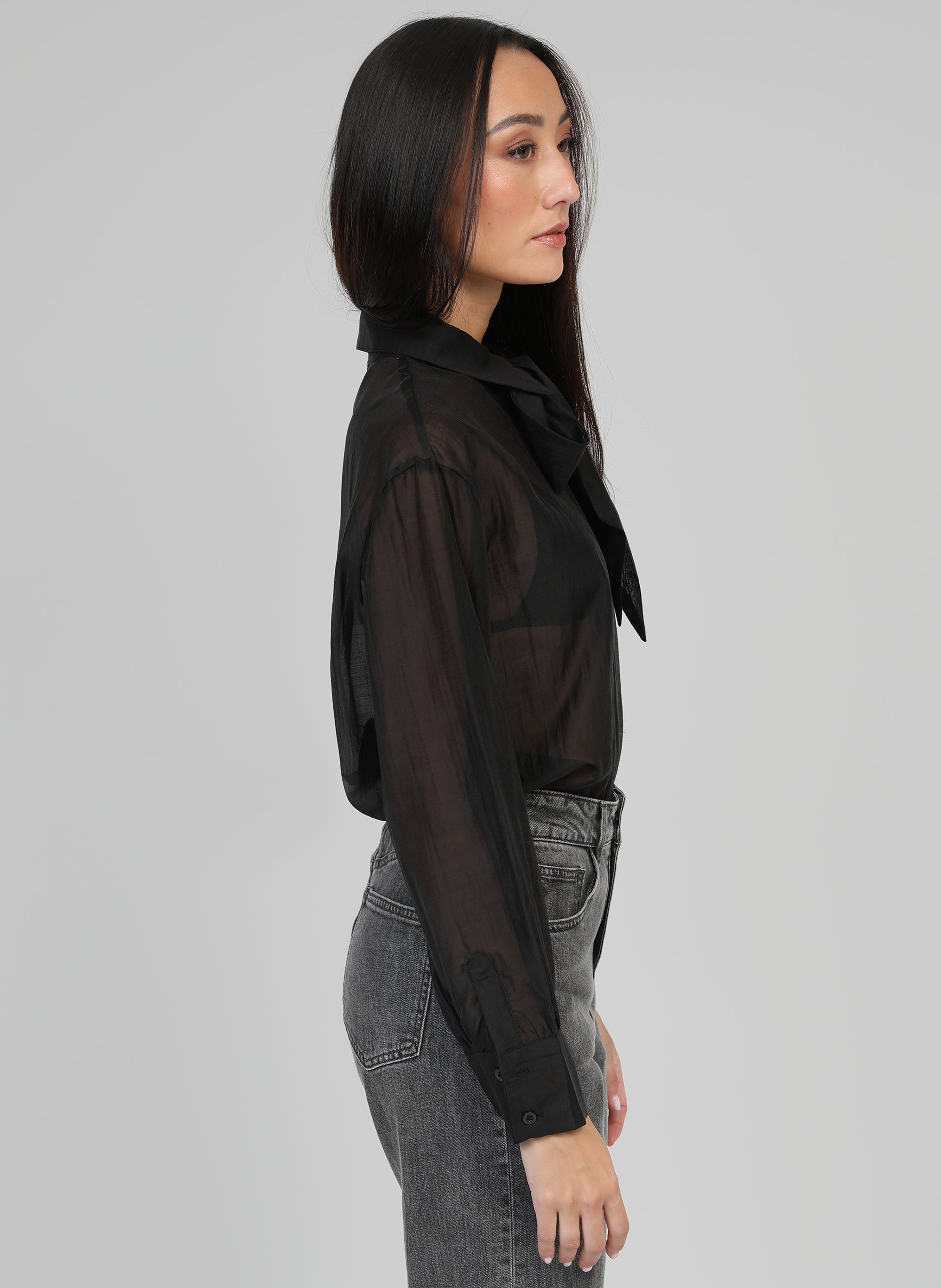 ANOUKA SHIRT black