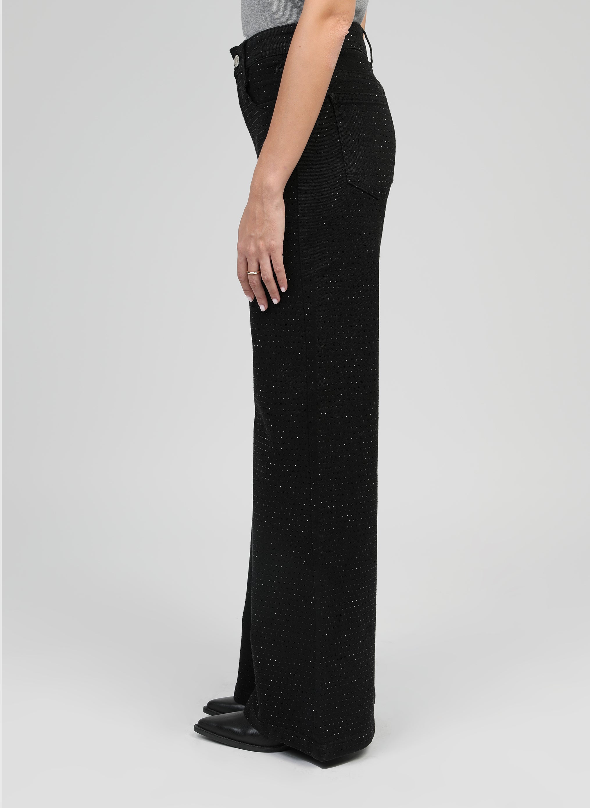 JEAN PAILLETTES noir