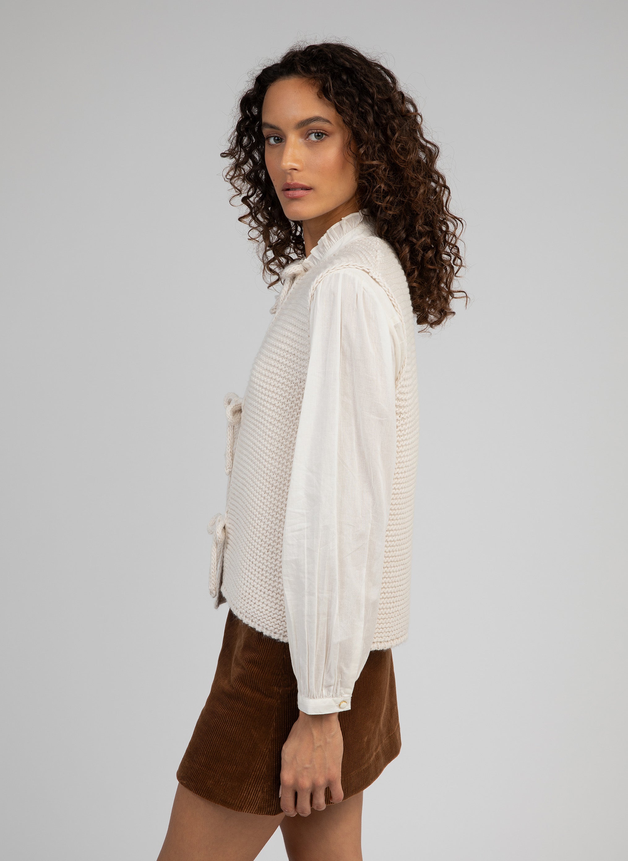 CARDIGAN SANS MANCHE LEGRINGA ecru