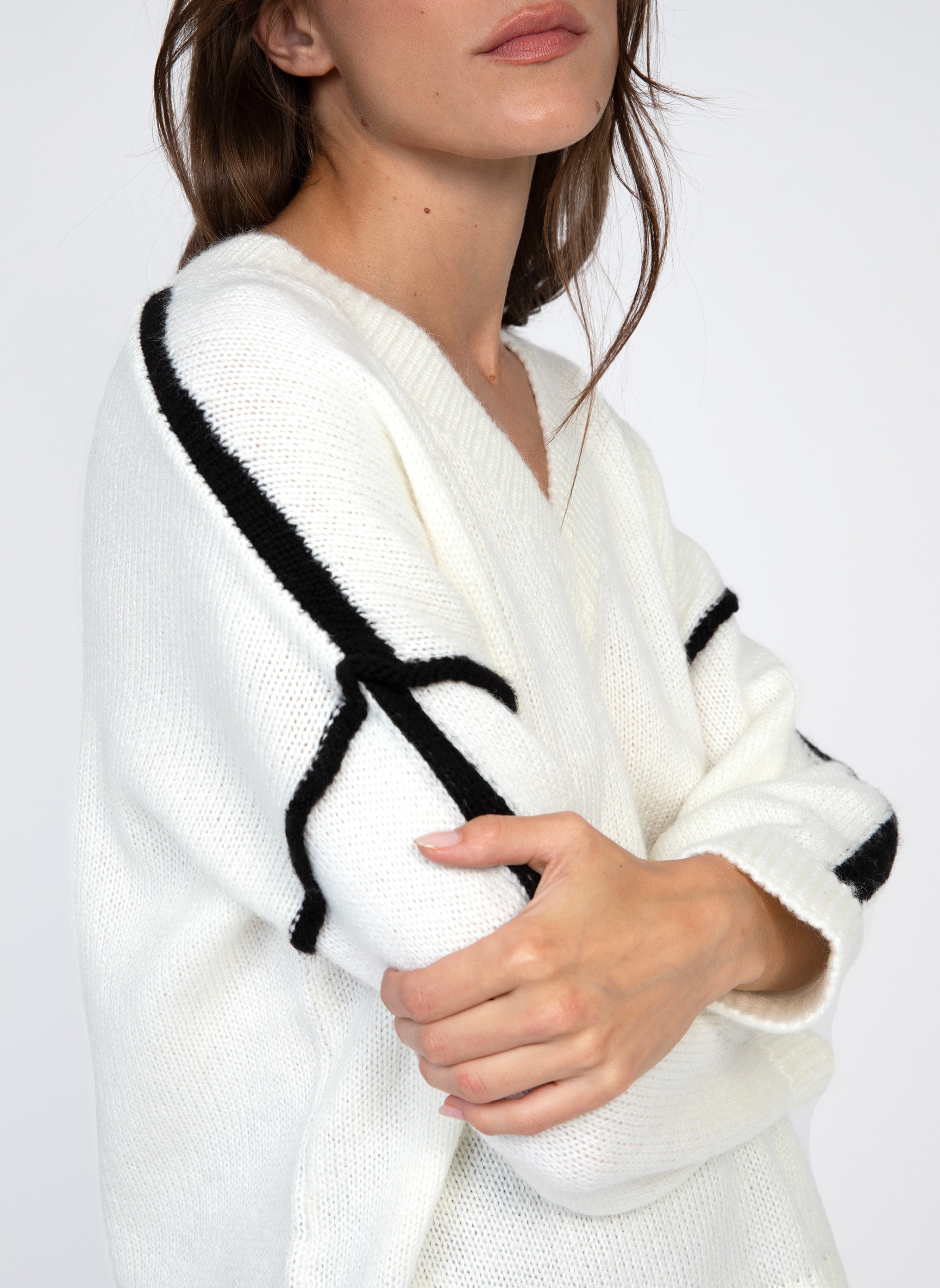 PULL LEJUPITER off white