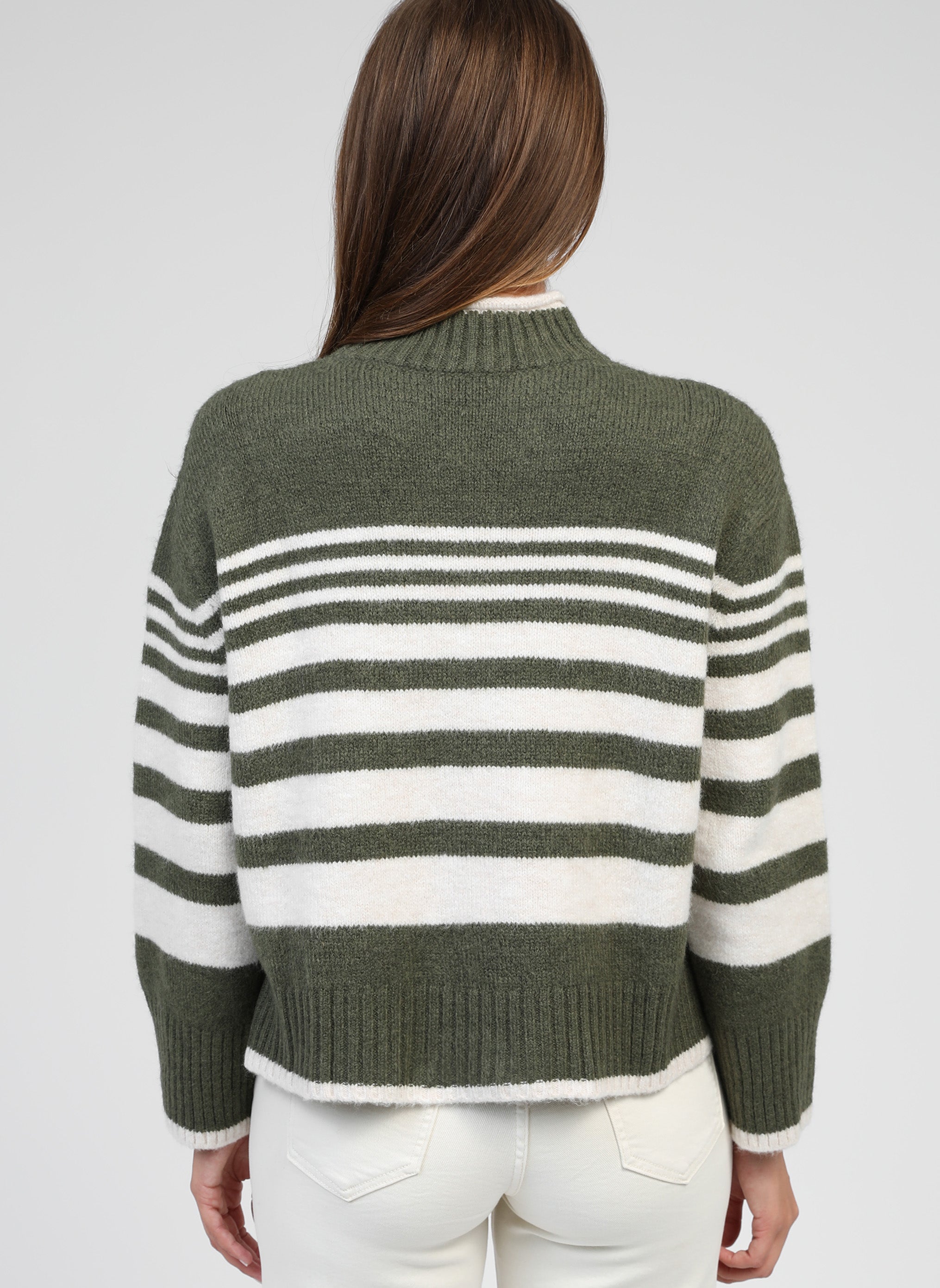 PULL LERONI kaki