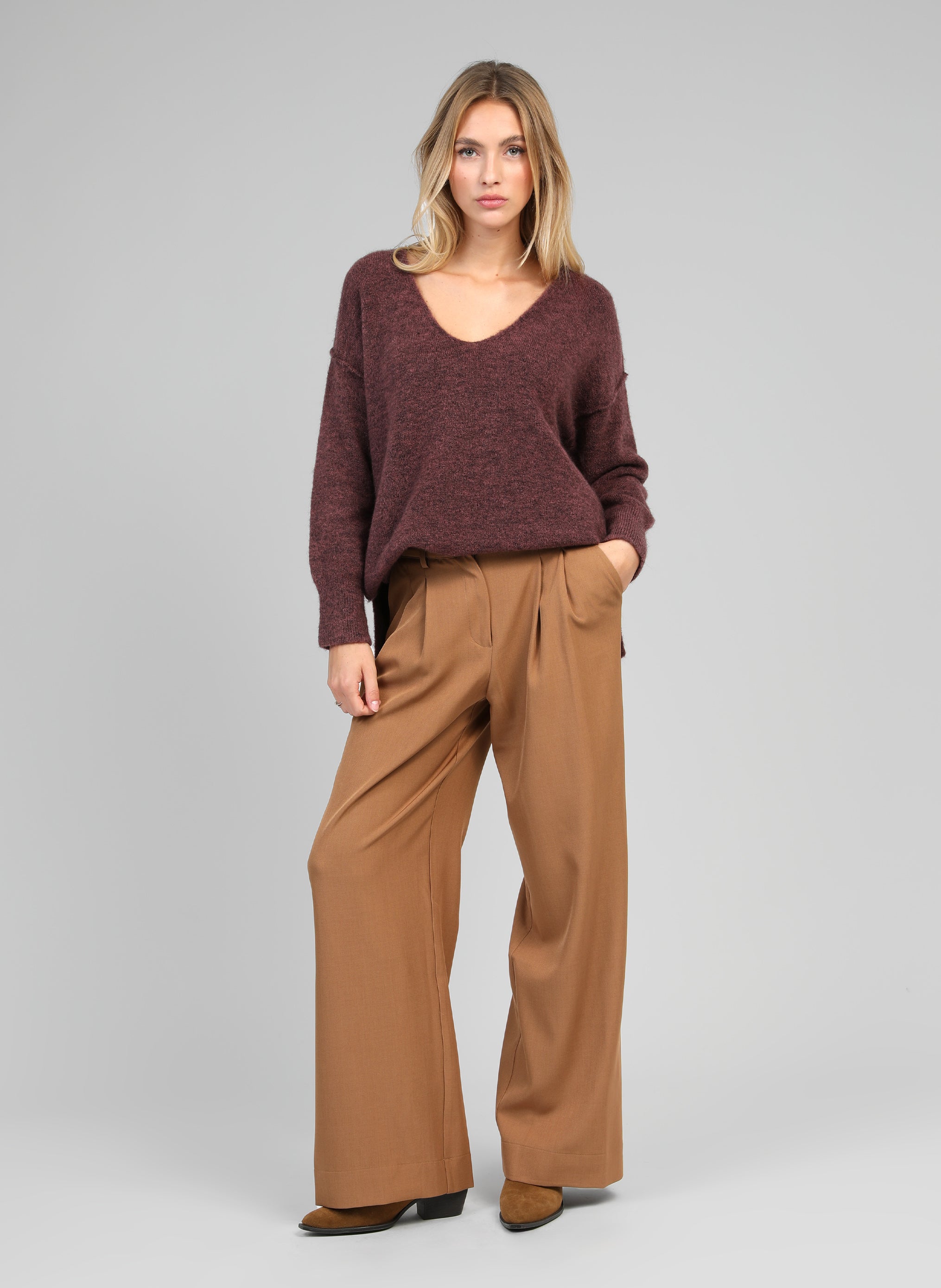 PULL LIVYA figue