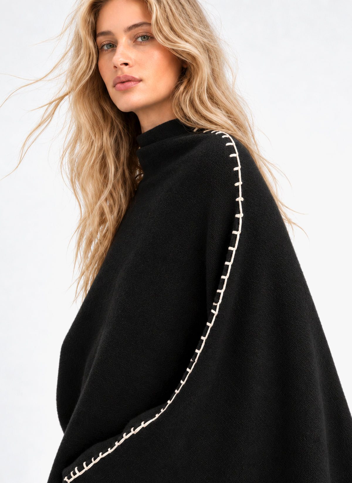 CAPE NAKAPI noir