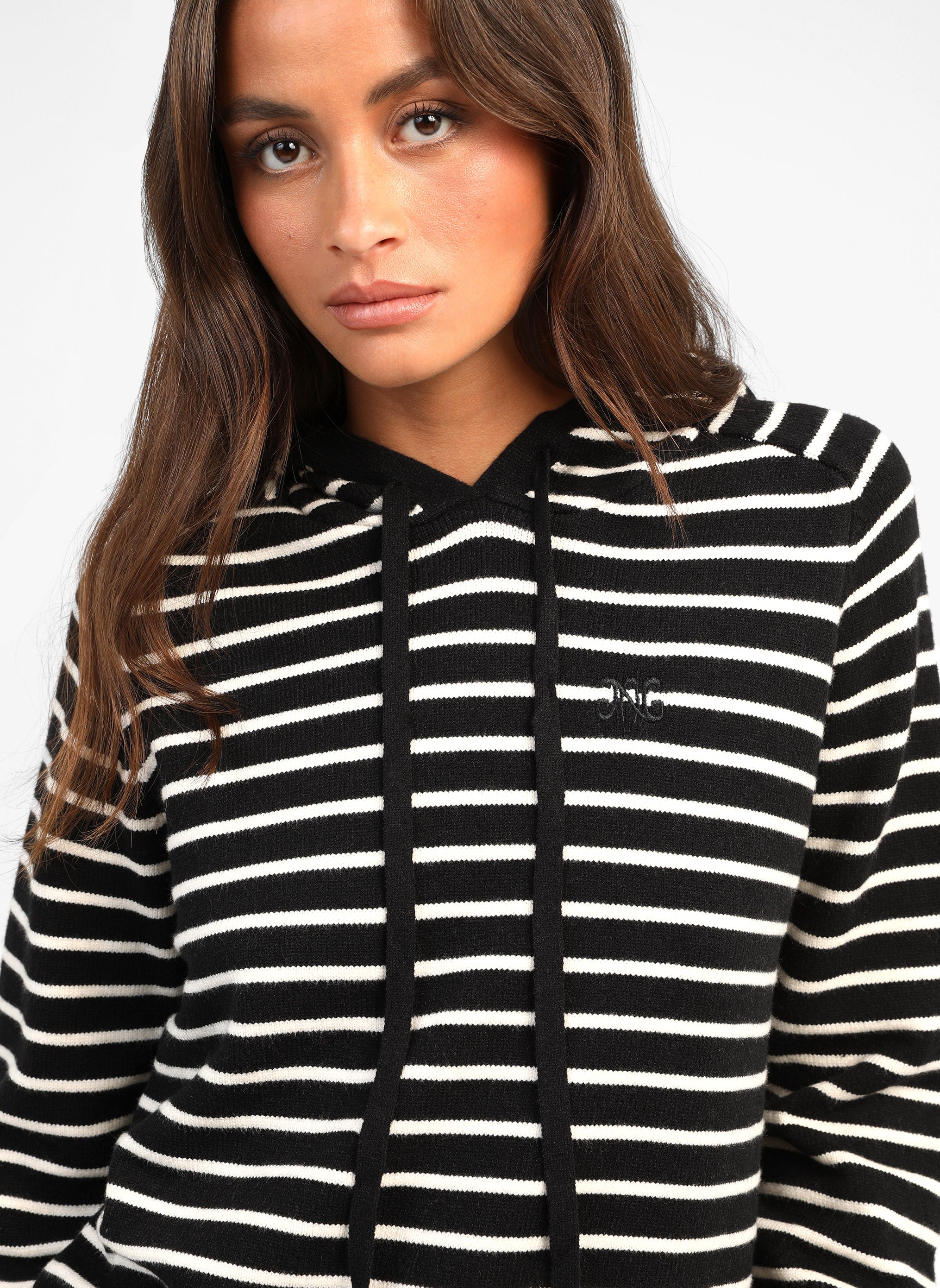 JERSEY NORI negro