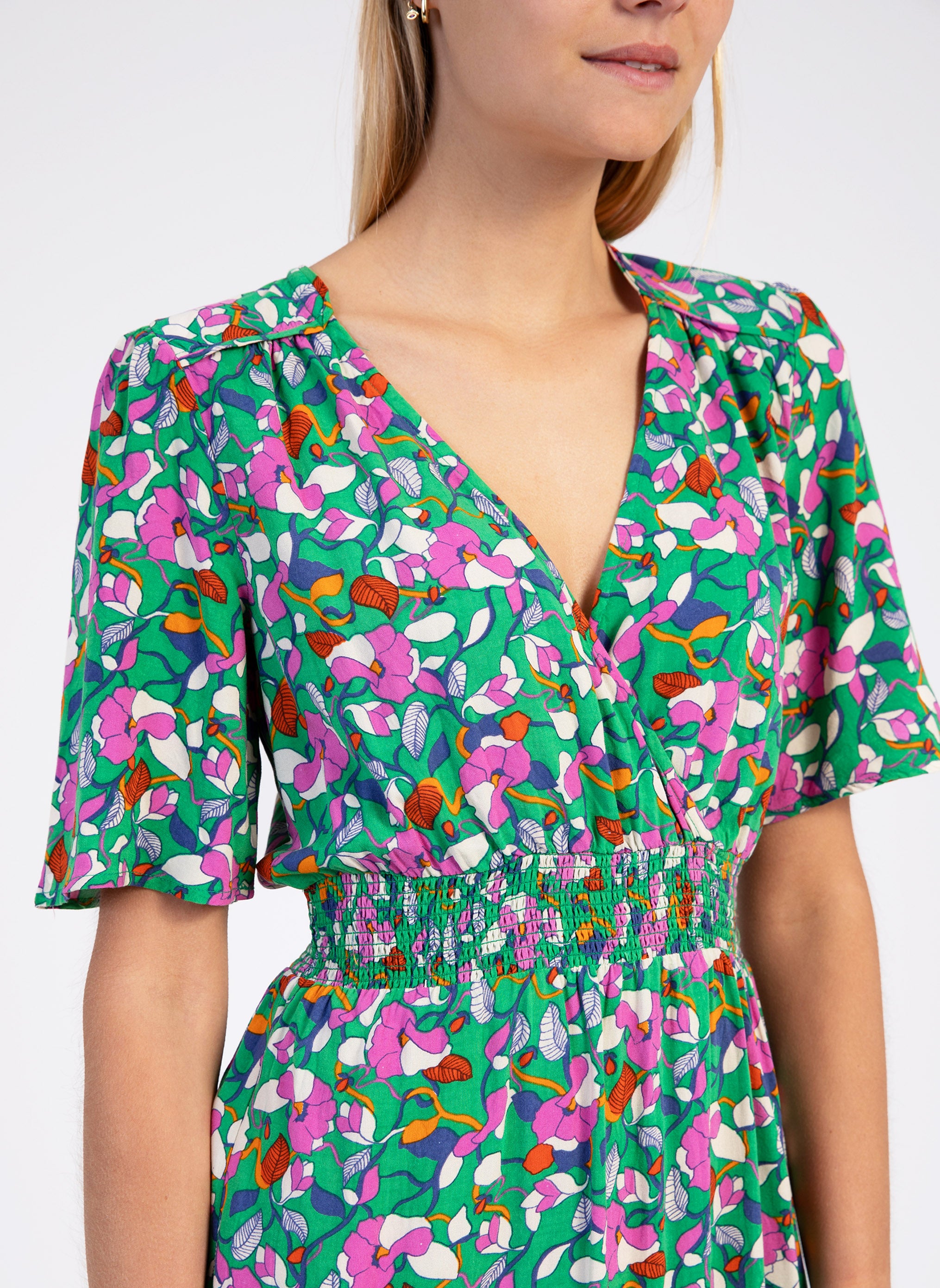 S44 OKARITO brook green