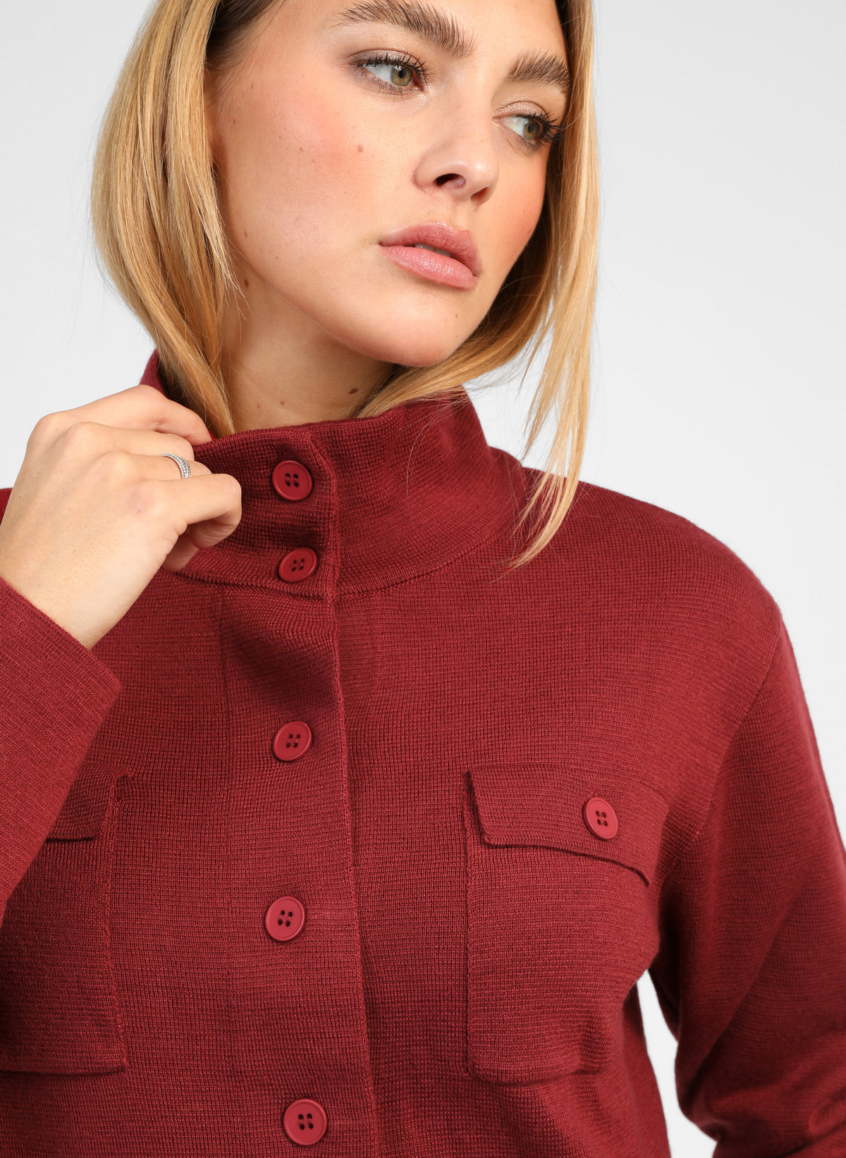 VADIMI AL VEST IN VERMILLION