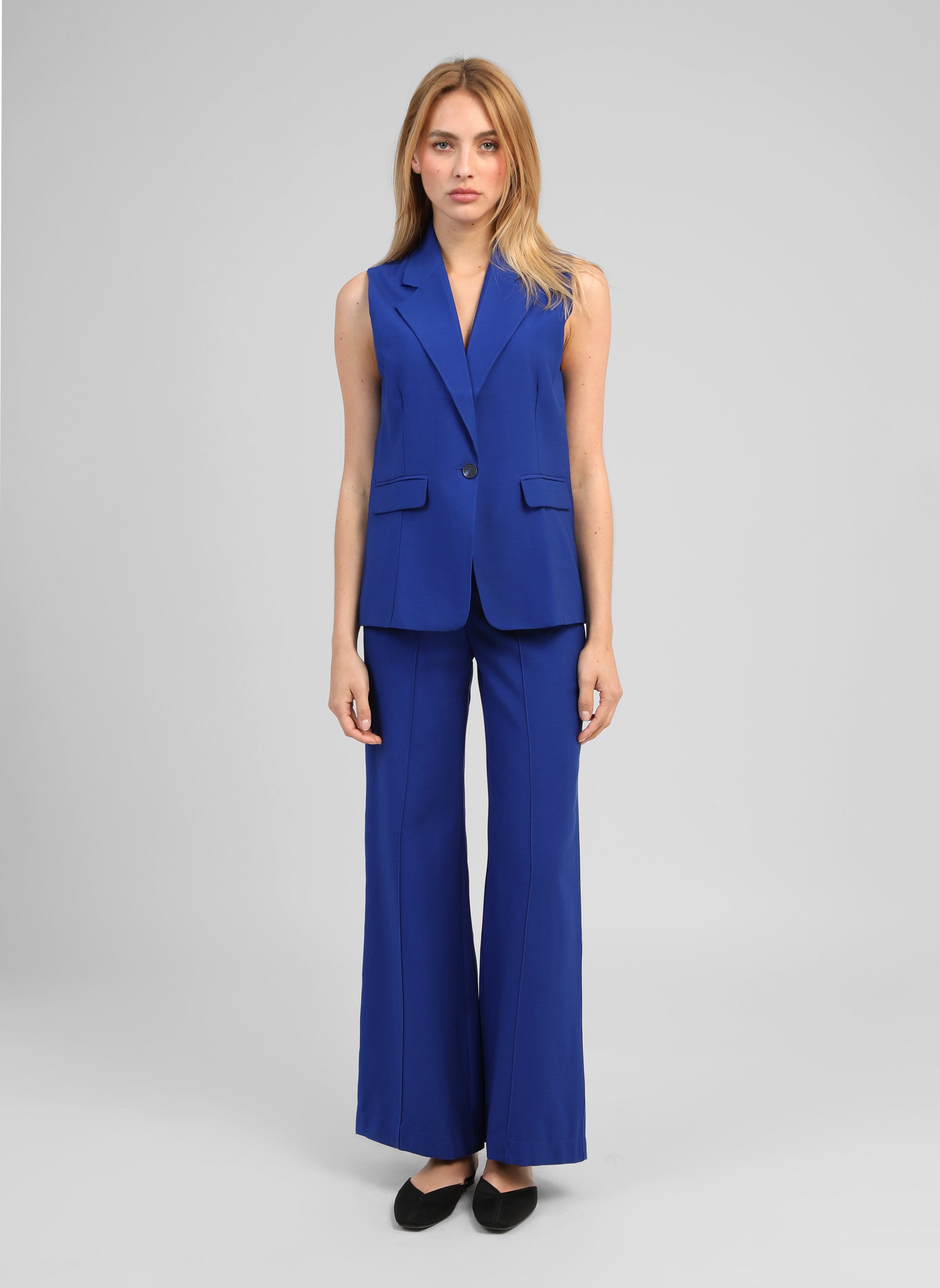 VESTE SANS MANCHES ZAKARITA electric