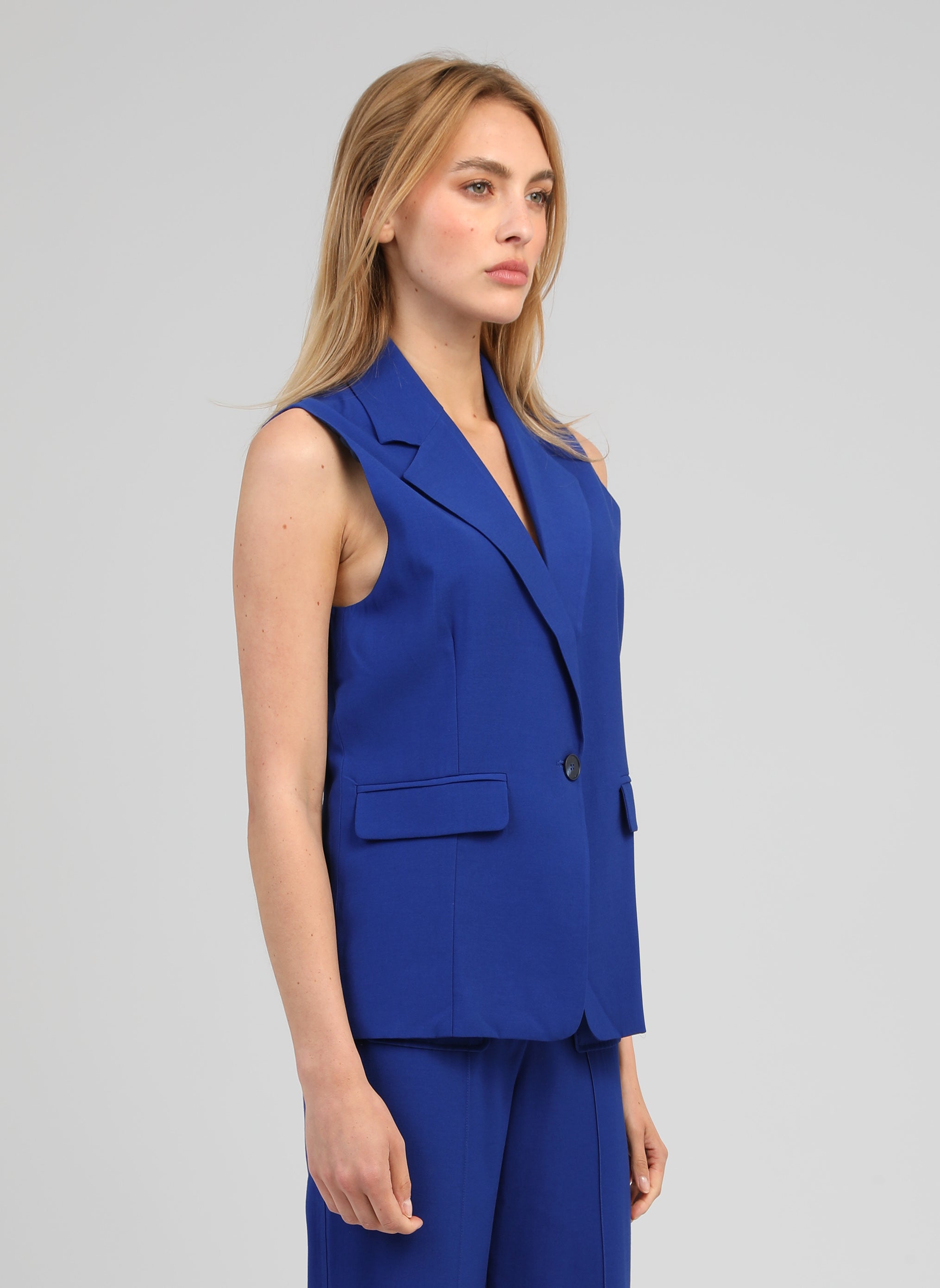 VESTE SANS MANCHES ZAKARITA electric