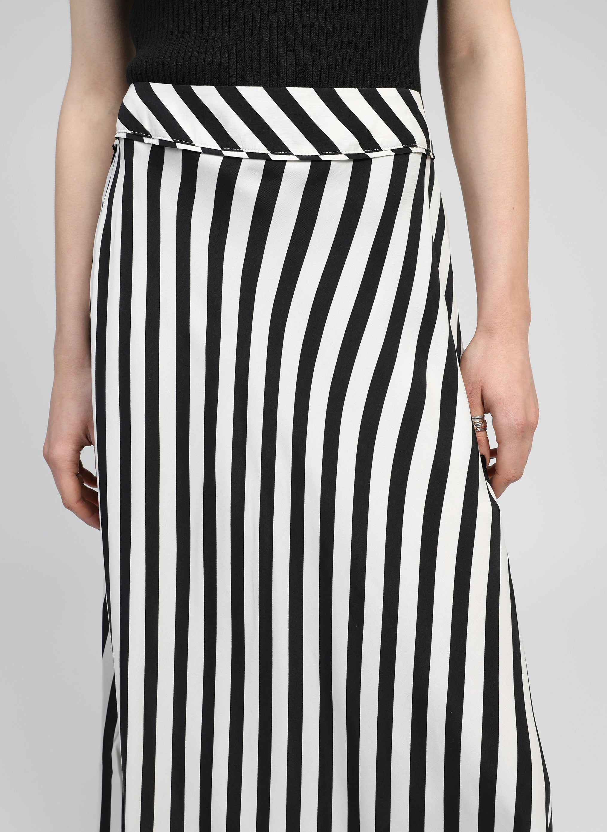 GALVILY stipe long skirt black