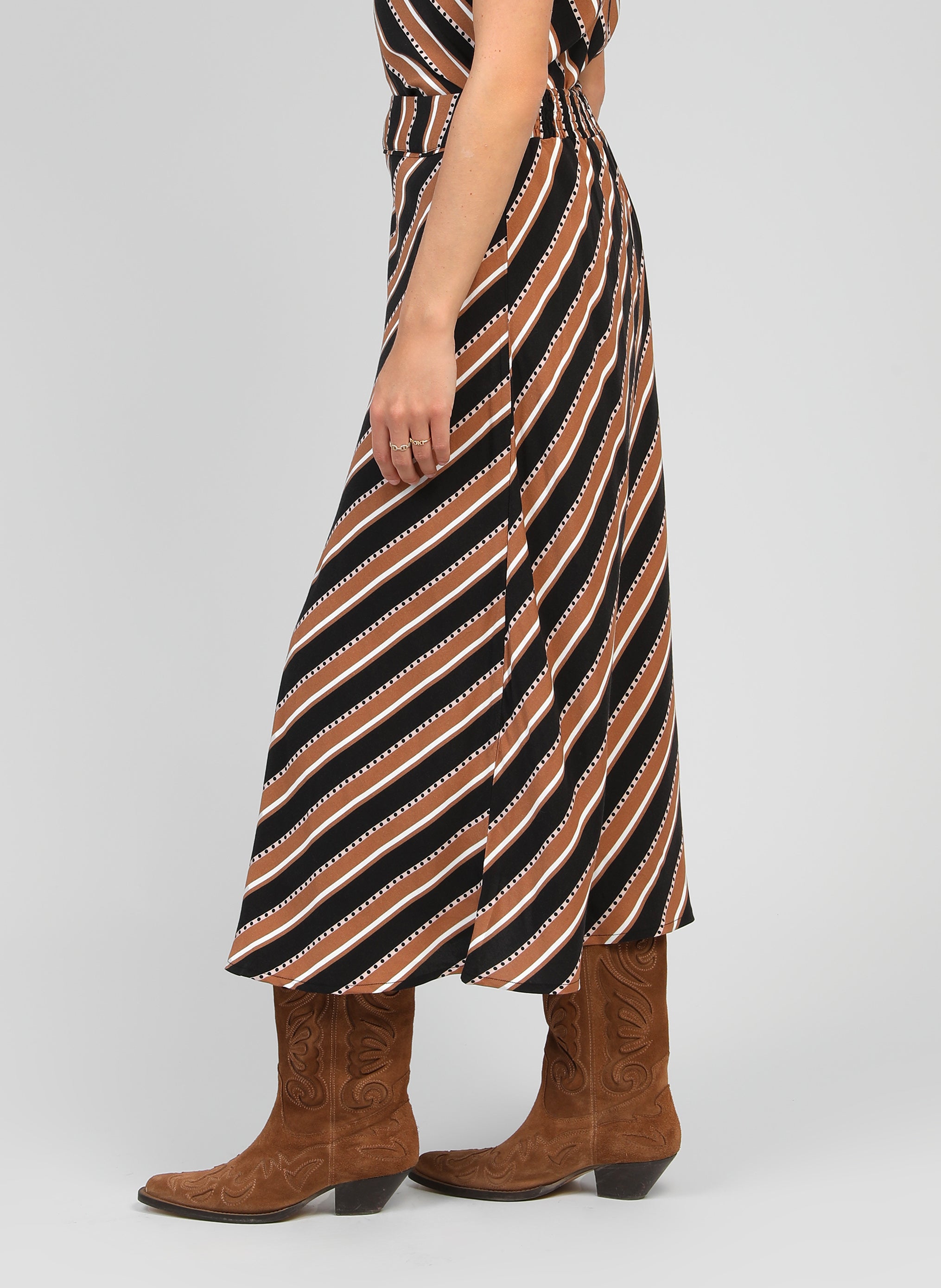 JUPE MIDI GANIA velia camel