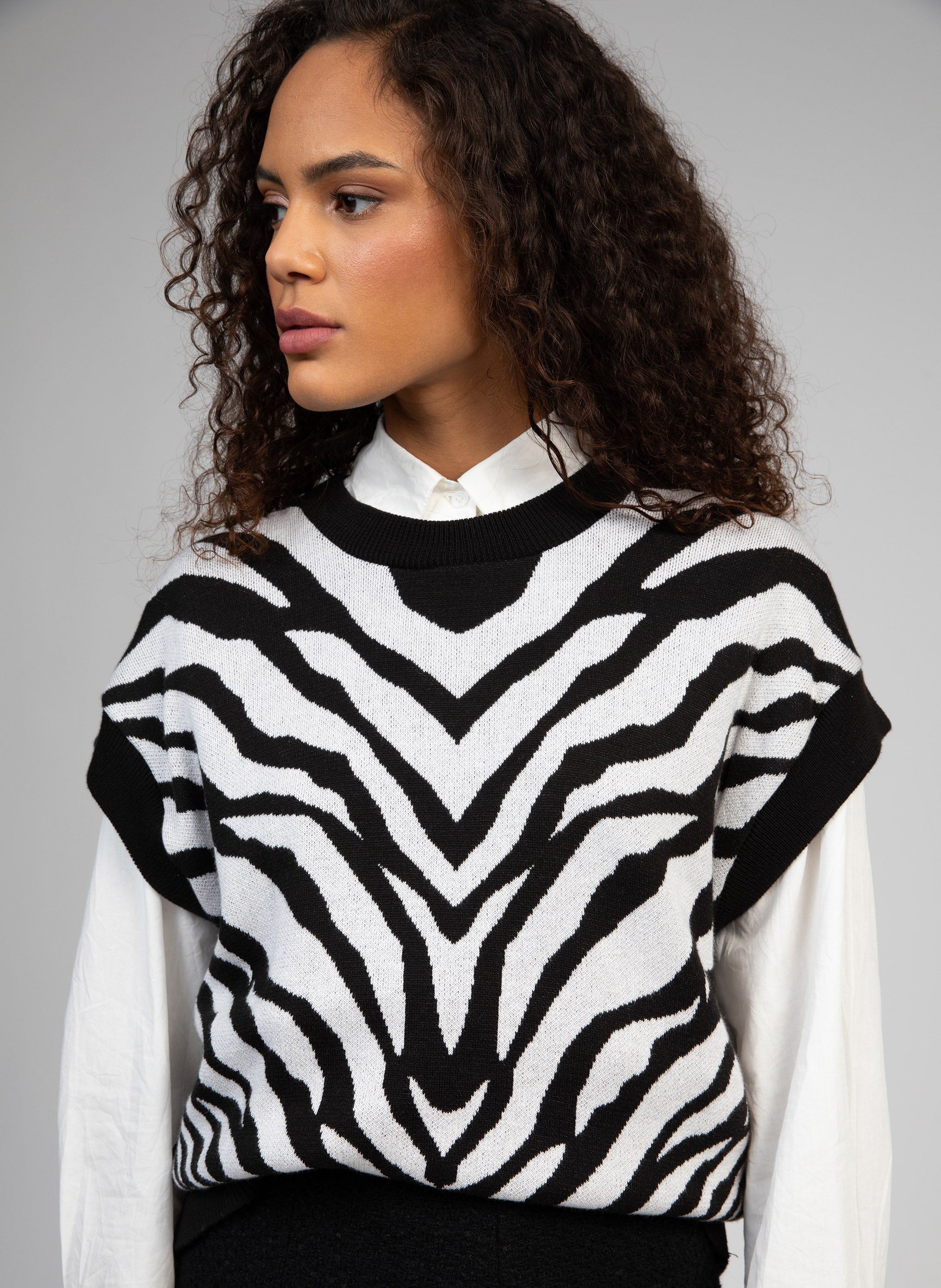 PULL LENEROBI noir