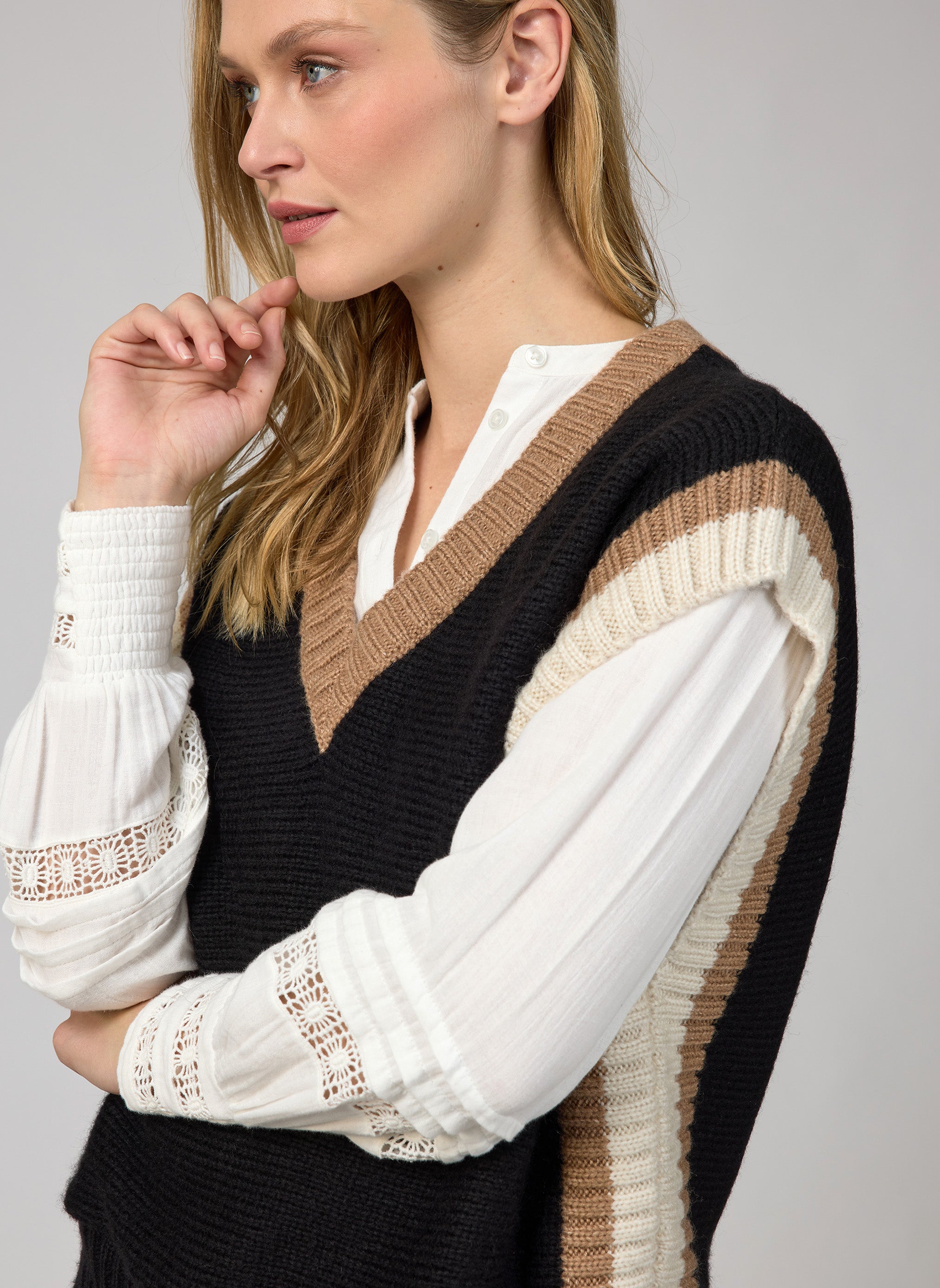 PULL LENYX noir