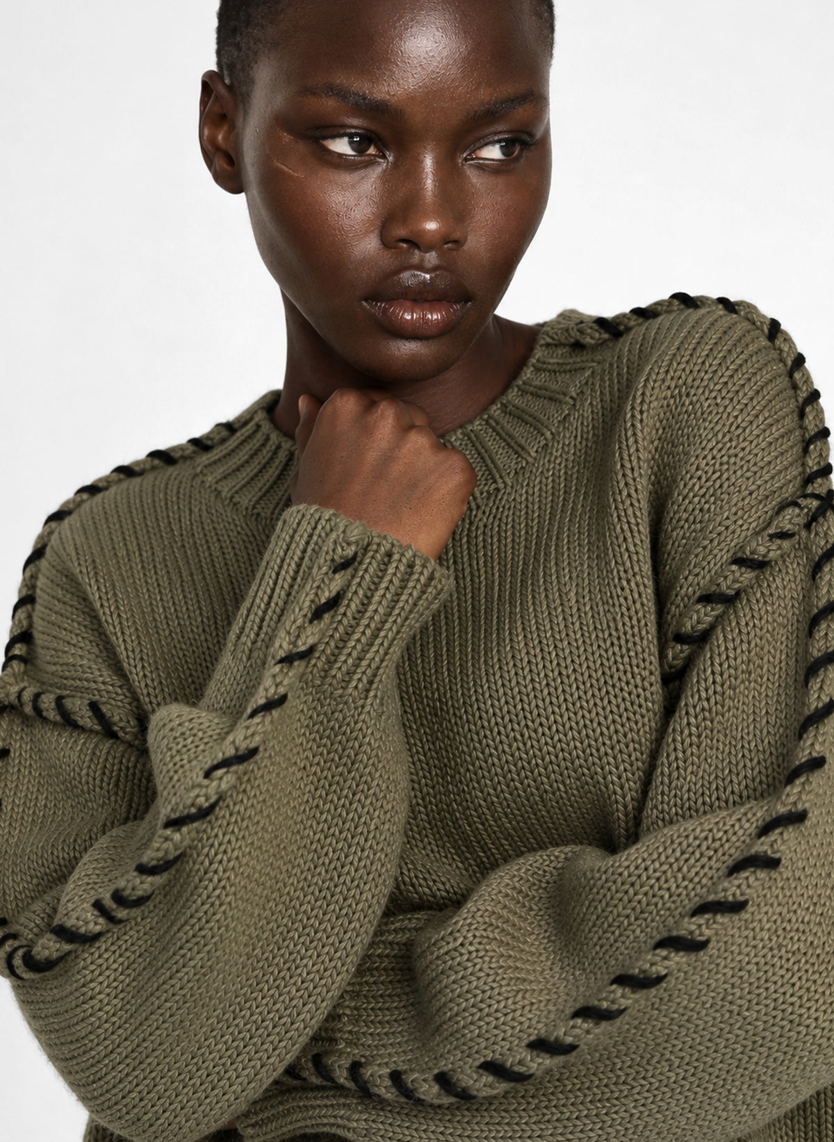 LEVOJOKI Military Sweater