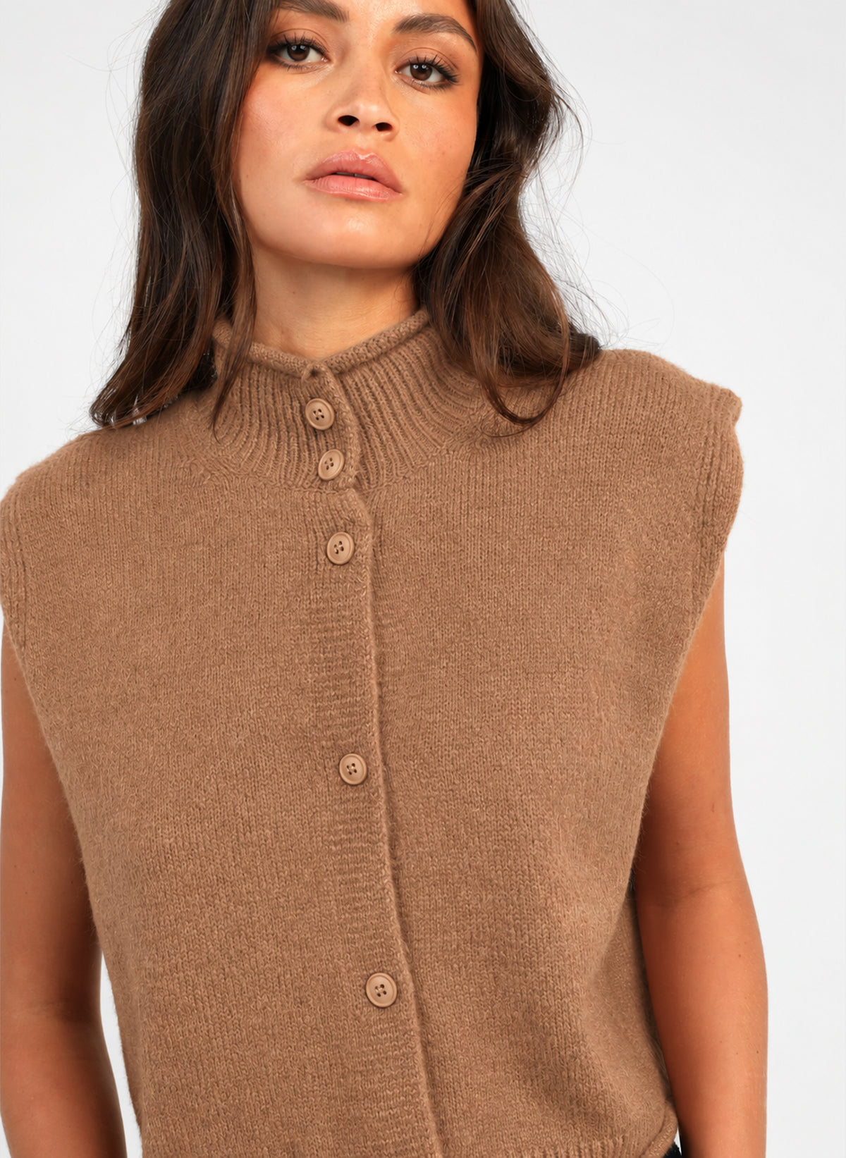 LOROKIA VEST, biscuit
