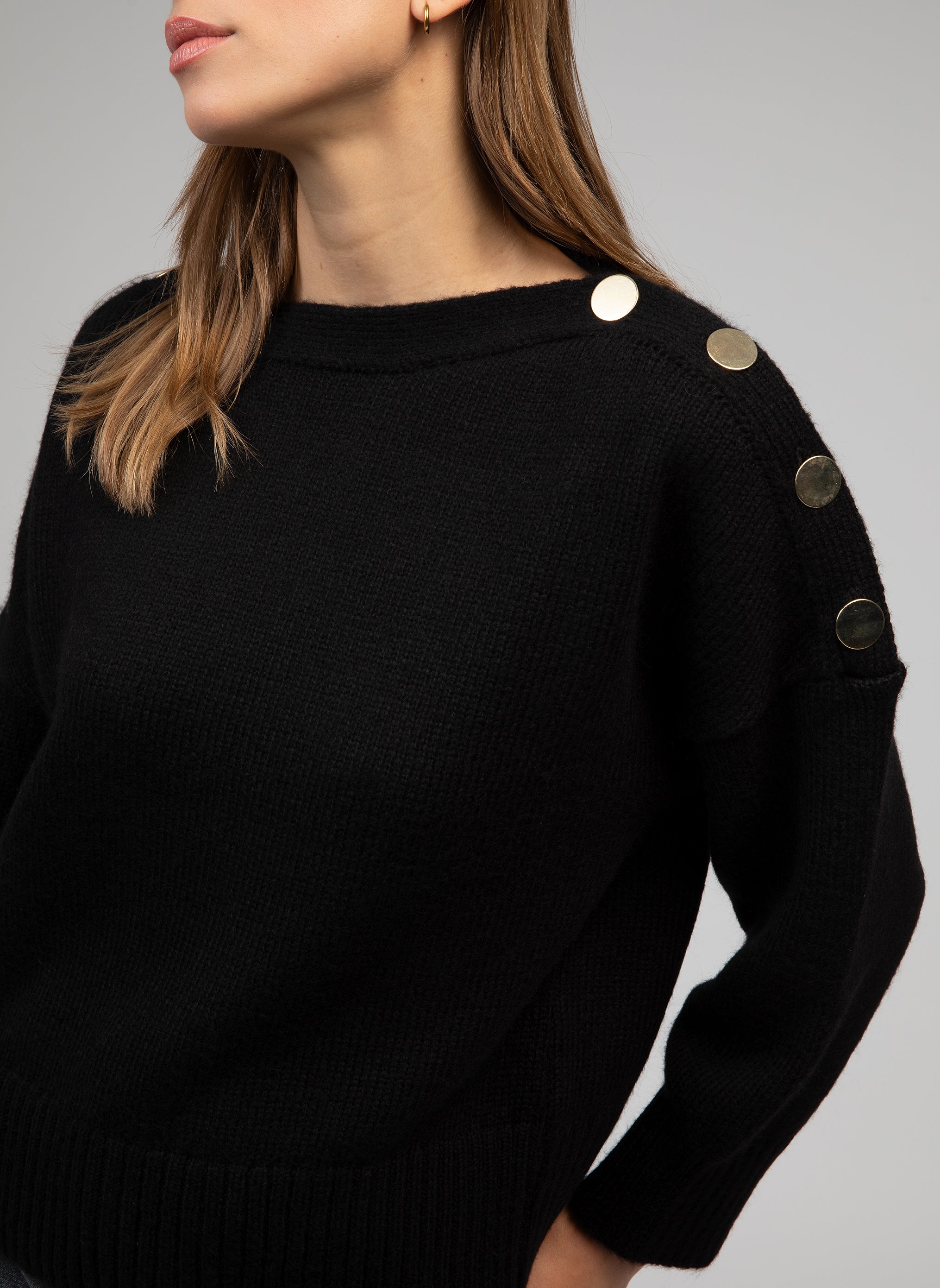 PULL LOTEFA noir