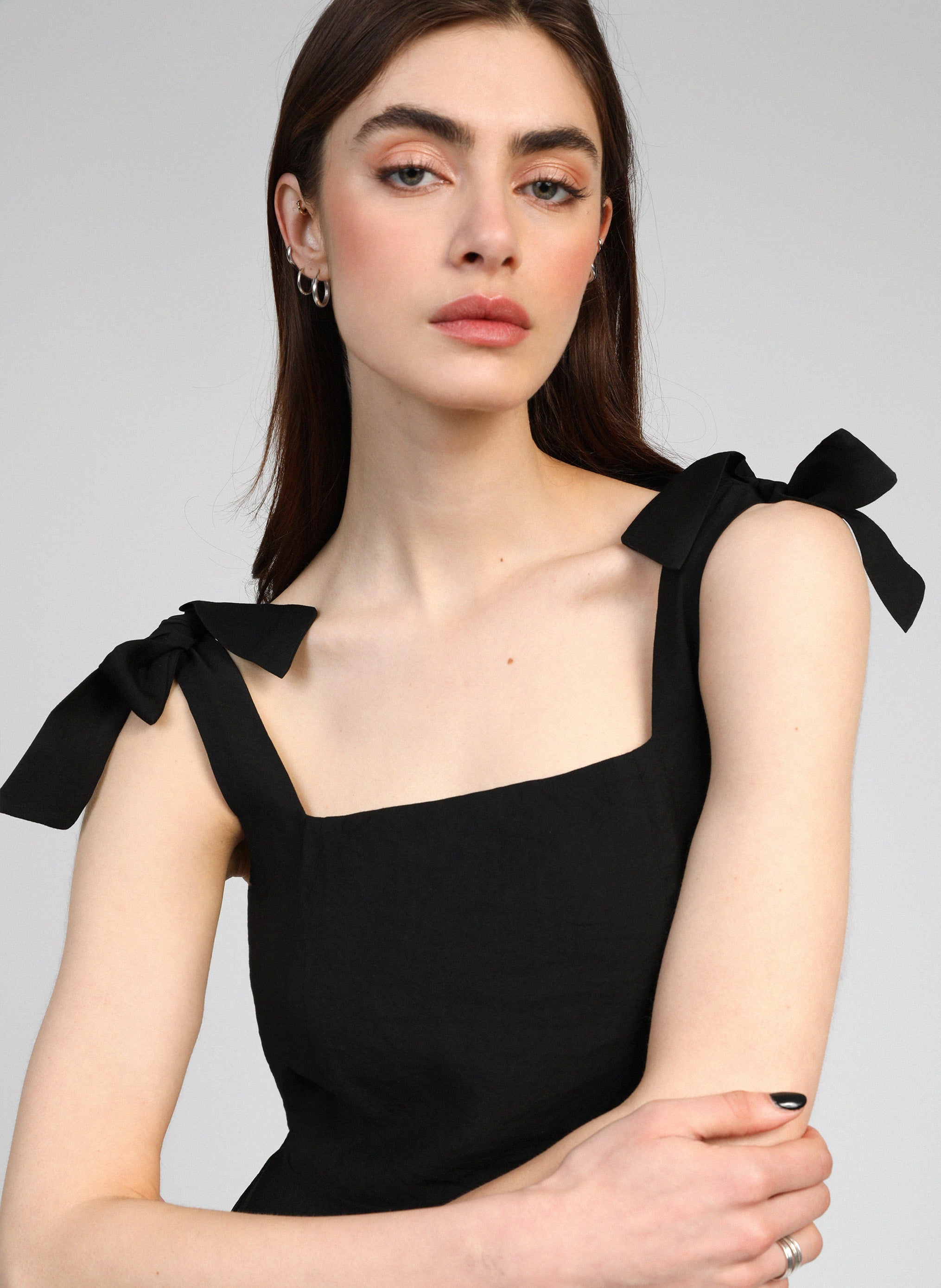 ROBE MIDI MANTIA noir