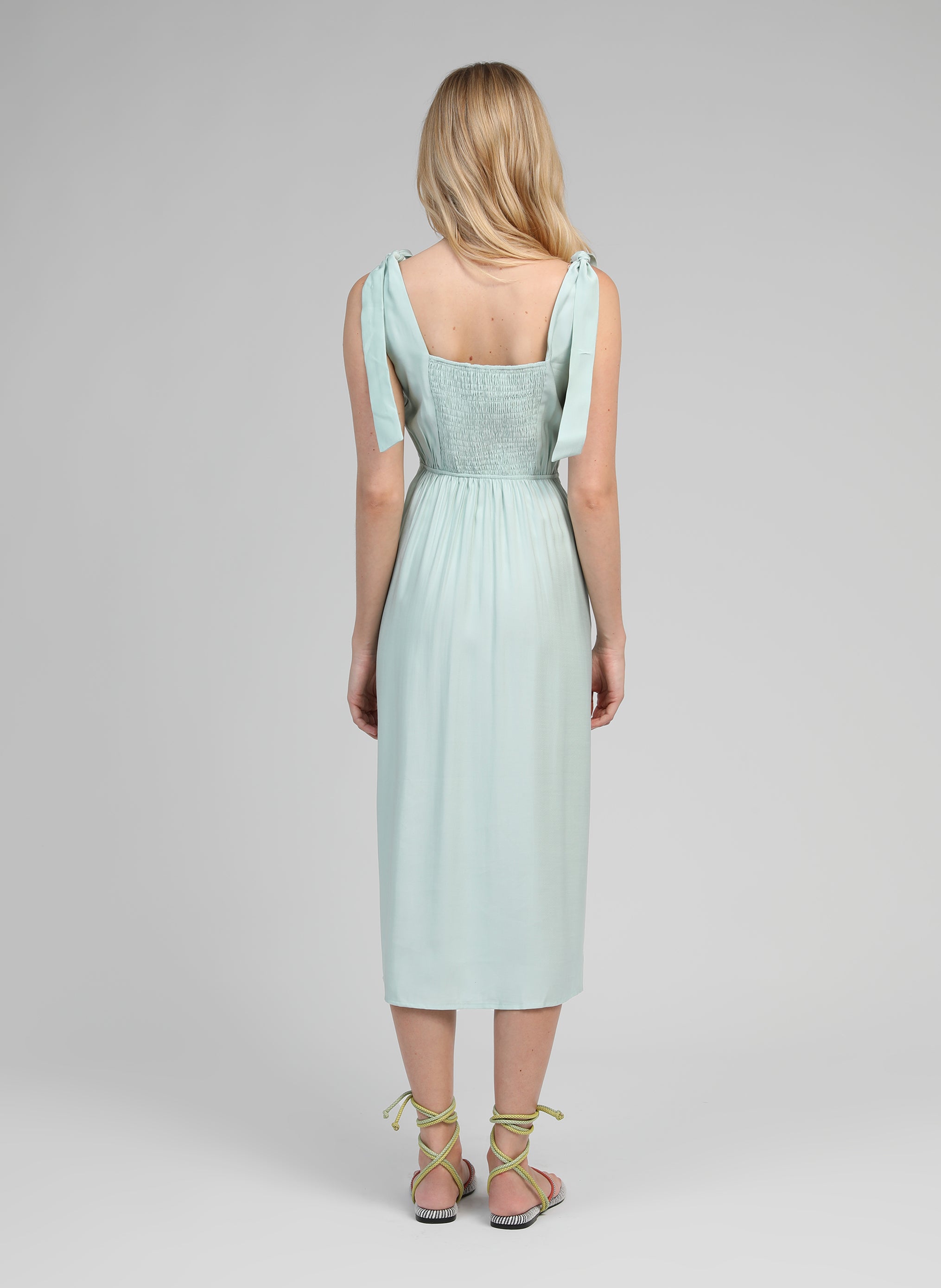 ROBE MIDI MANTA celadon