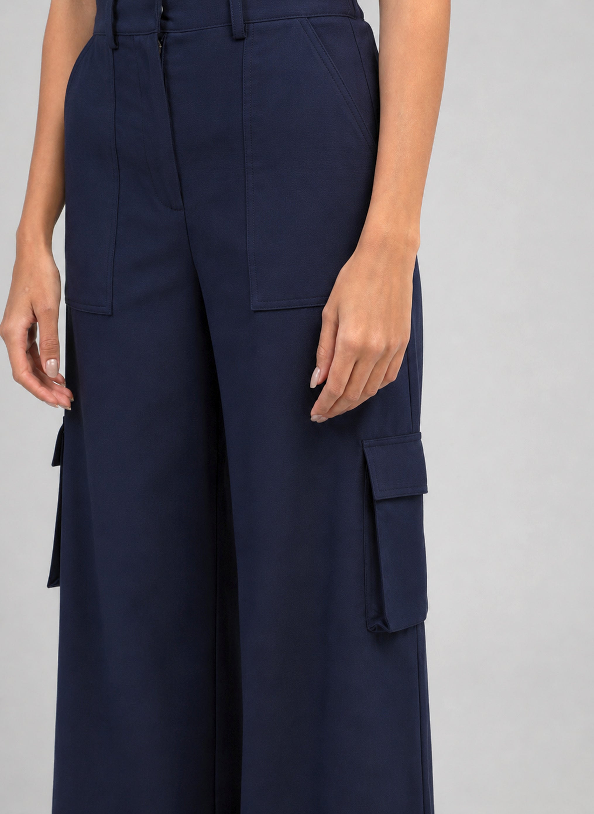 PAKYLA Navy Pants