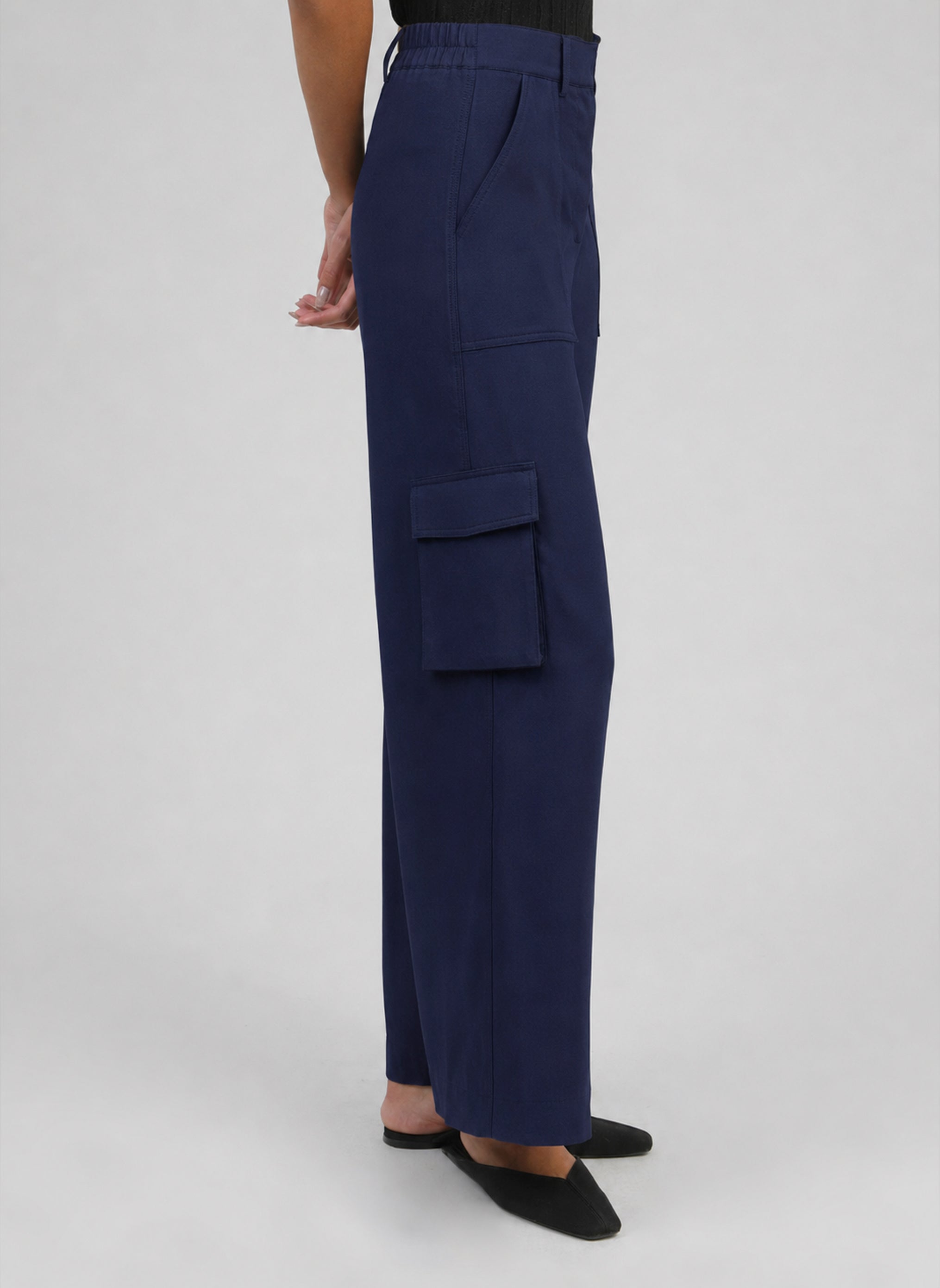 PAKYLA Navy Pants