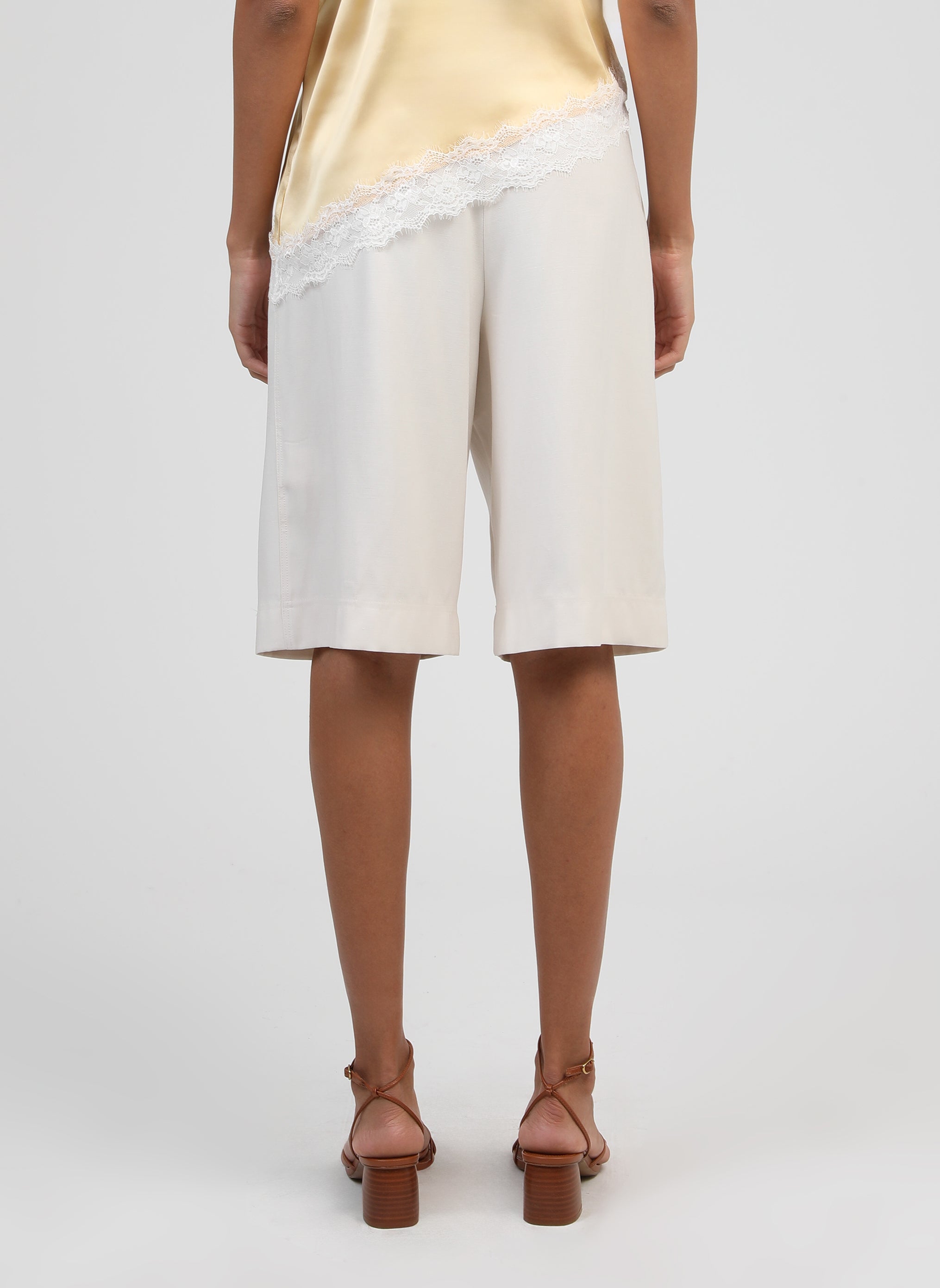 BERMUDA PASKY ecru