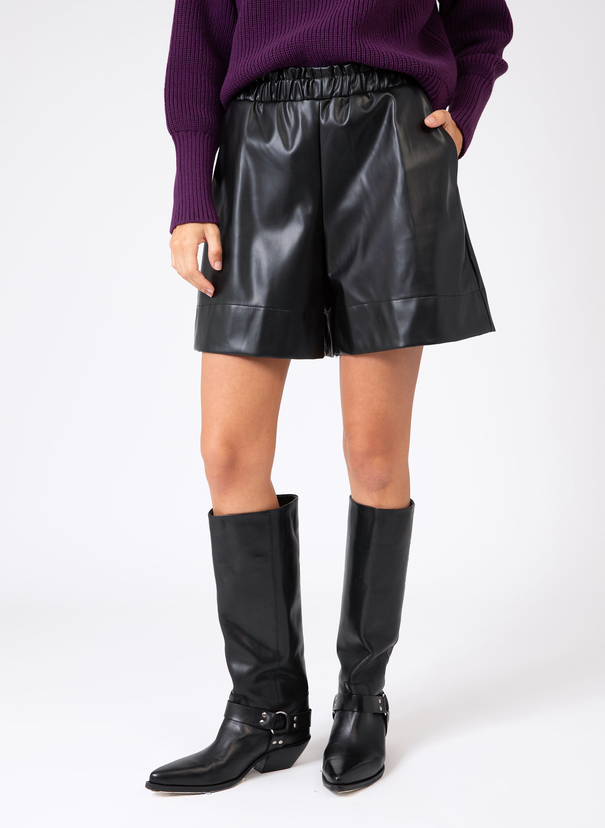 SHORT POUMY noir