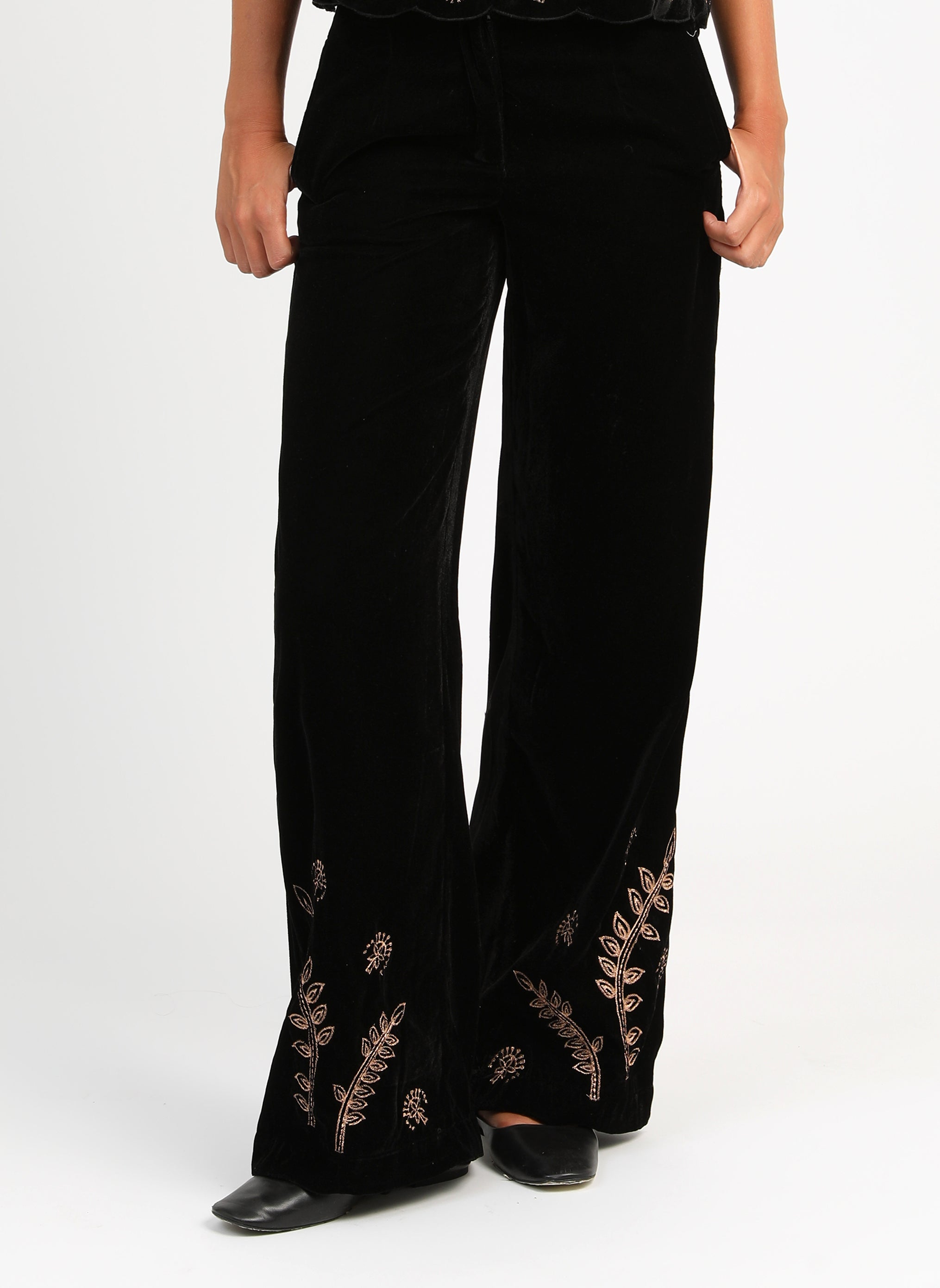 RAILA Black Pants