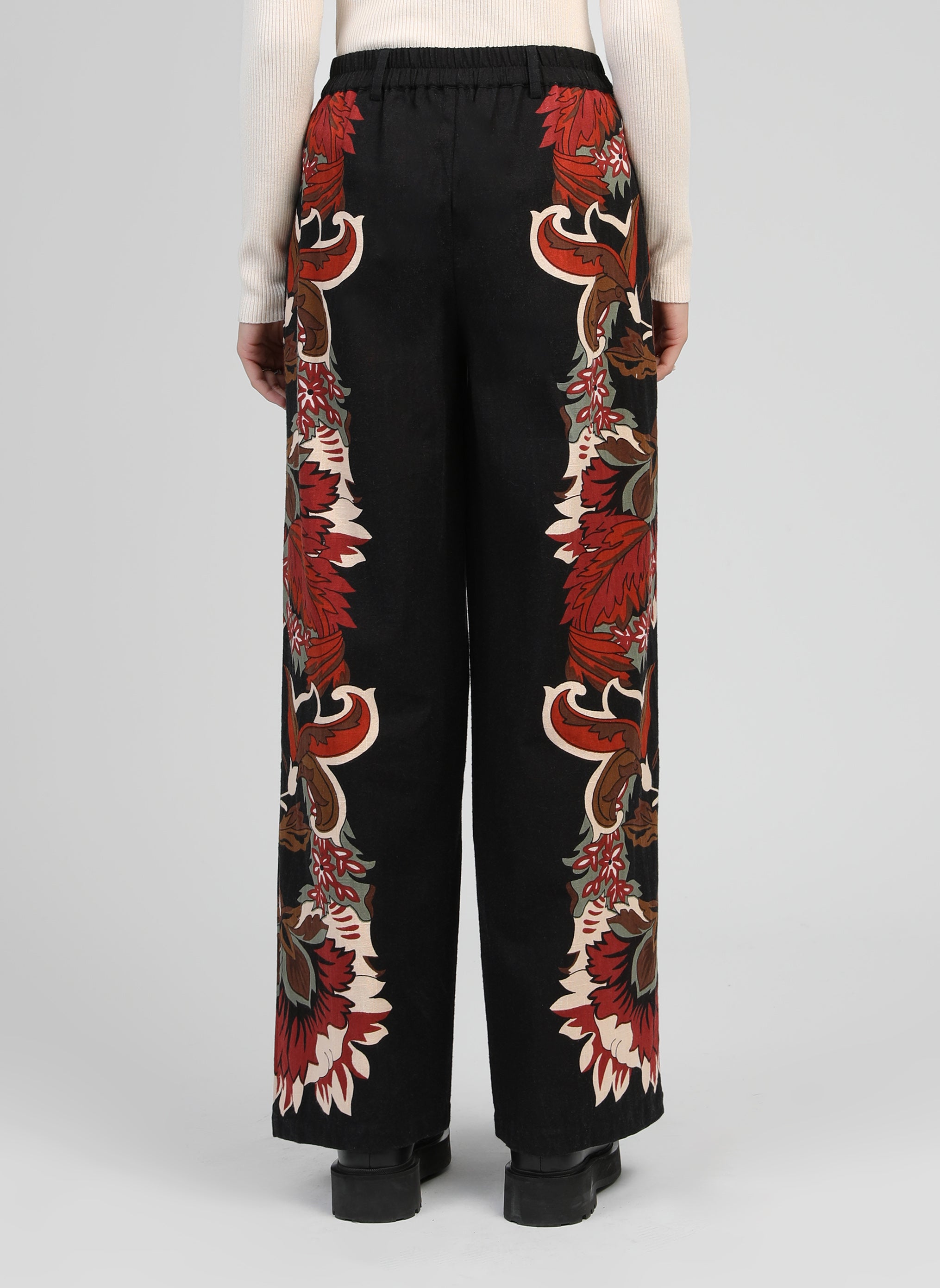 PANTALON ROSSITA pachama negro